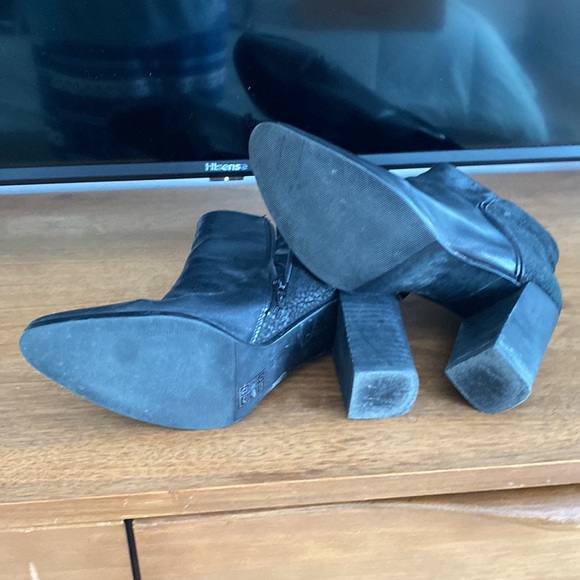 Nine West ankle boots - Picture 3 of 5